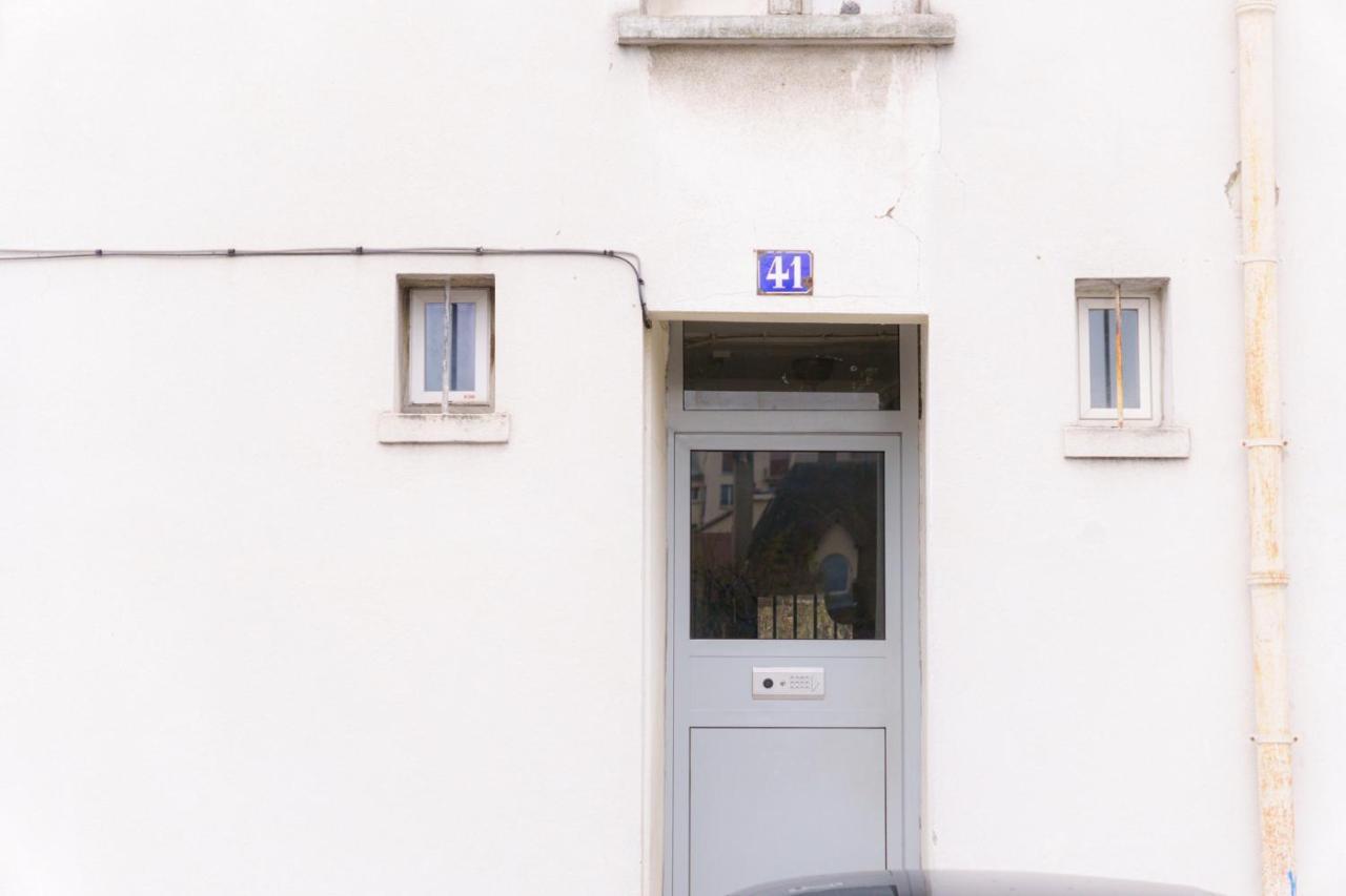 Appartement Chaleureux A Alfortville Luaran gambar